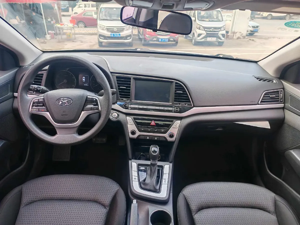 2018 Hyundai Elantra 1.6L 130HP L4 6AT,autocango,china used car exporter,china ev exporter,chinese used car exporter,chinese used ev exporter