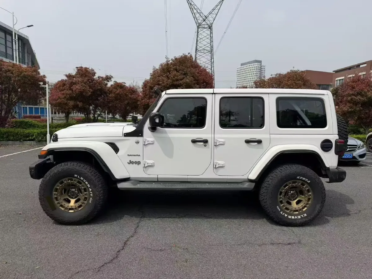 2019 Jeep Wrangler 2.0T 266HP L4 8AT,autocango,china used car exporter,china ev exporter,chinese used car exporter,chinese used ev exporter