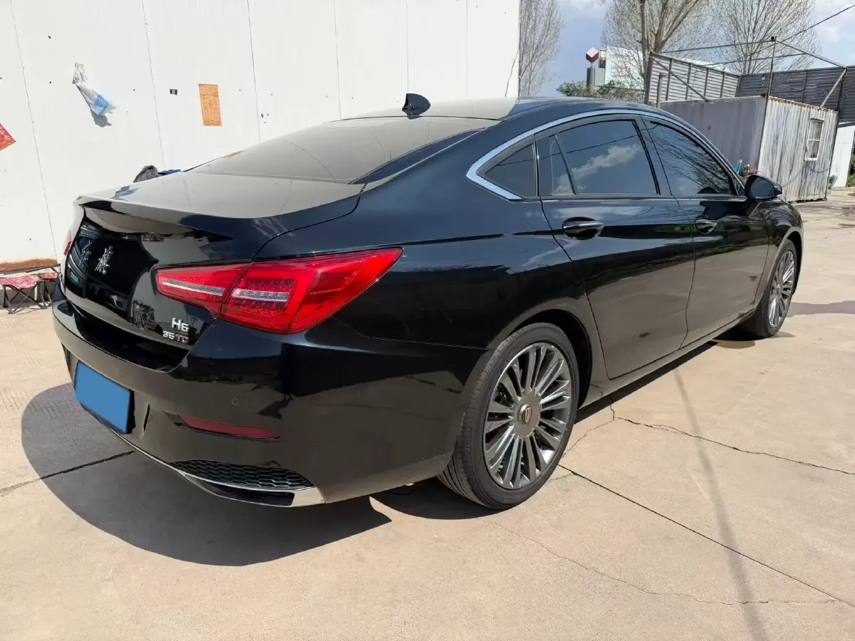 2020 HongQi H5 1.8T 197HP L4 6AT,autocango,china used car exporter,china ev exporter,chinese used car exporter,chinese used ev exporter