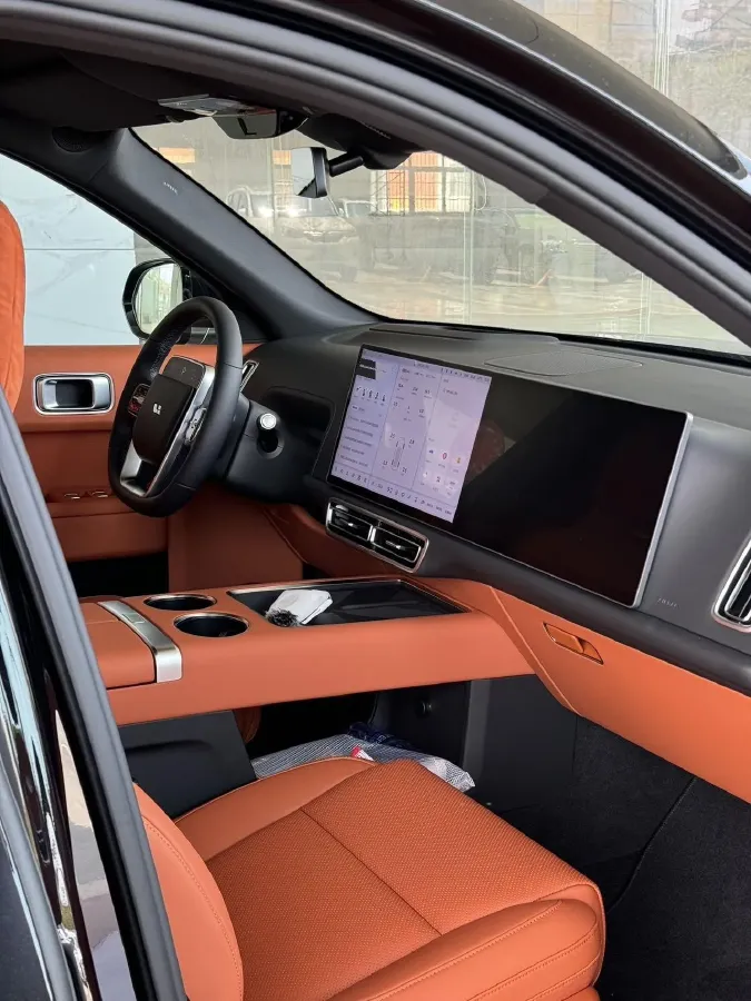 2025 Li L8 Range Extended 154HP REEV,autocango,china used car exporter,china ev exporter,chinese used car exporter,chinese used ev exporter