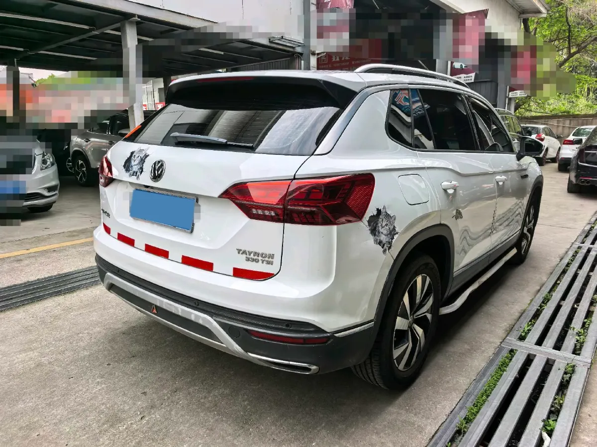 2019 MINI CLUBMAN 1.5T 102HP L3 6AT,autocango,china used car exporter,china ev exporter,chinese used car exporter,chinese used ev exporter