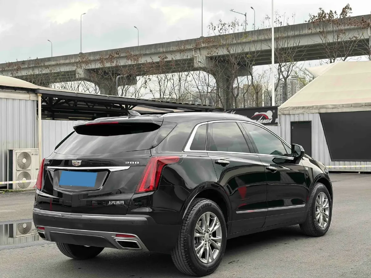 2020 Cadillac XT5 2.0T 237HP L4 9AT,autocango,china used car exporter,china ev exporter,chinese used car exporter,chinese used ev exporter