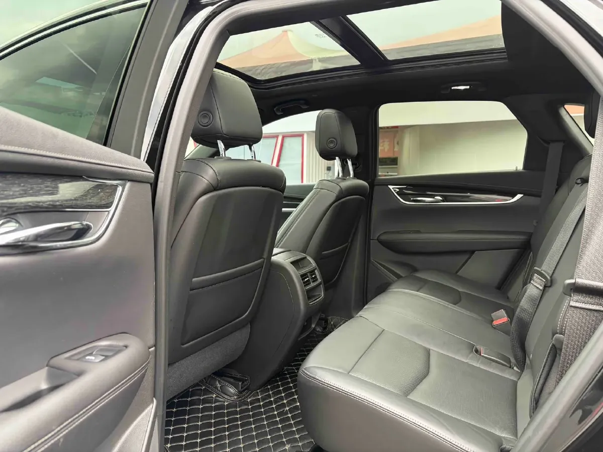 2020 Cadillac XT5 2.0T 237HP L4 9AT,autocango,china used car exporter,china ev exporter,chinese used car exporter,chinese used ev exporter