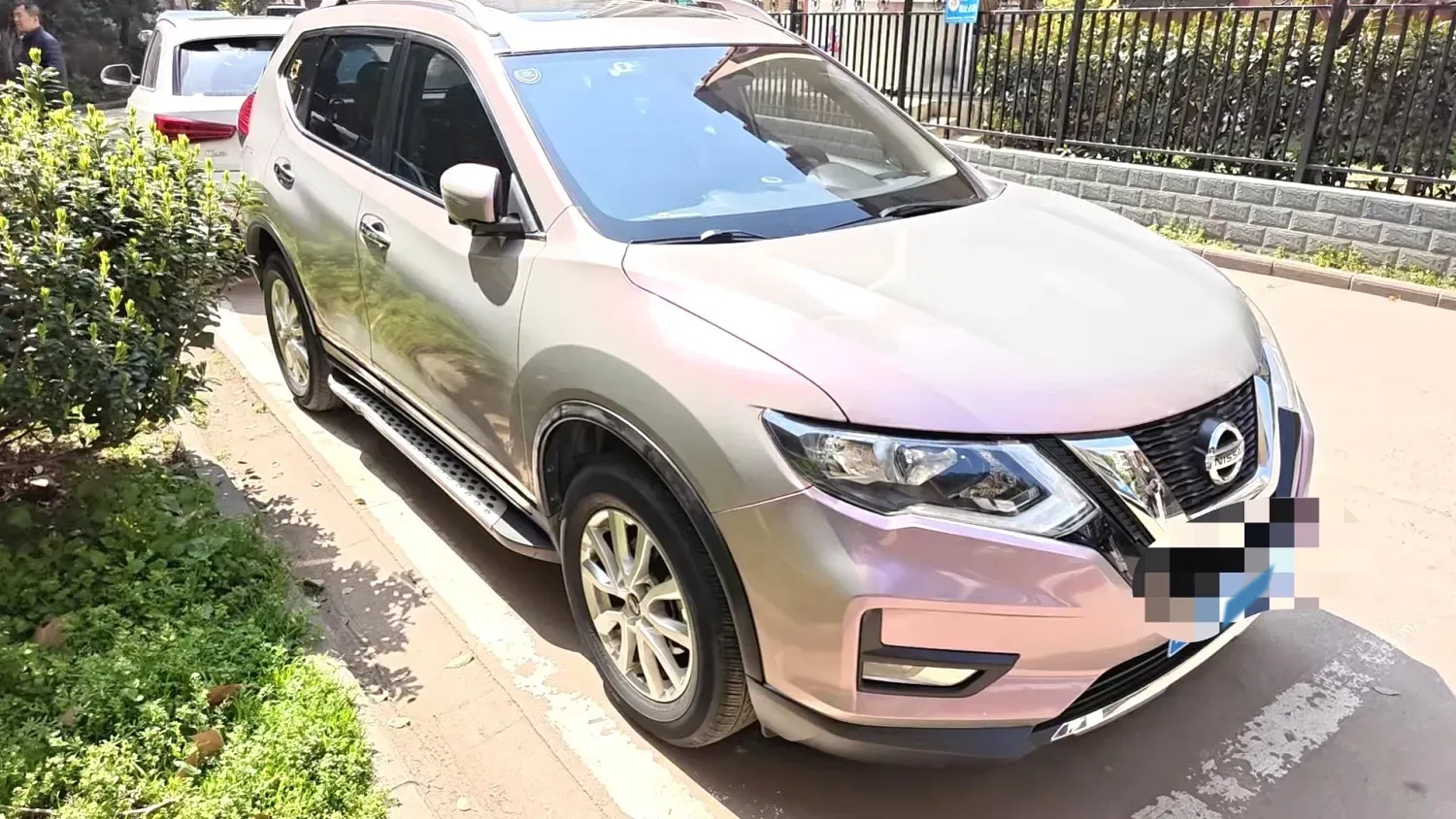 2021 Nissan X-Trail 2.0L 151HP L4 CVT,autocango,china used car exporter,china ev exporter,chinese used car exporter,chinese used ev exporter