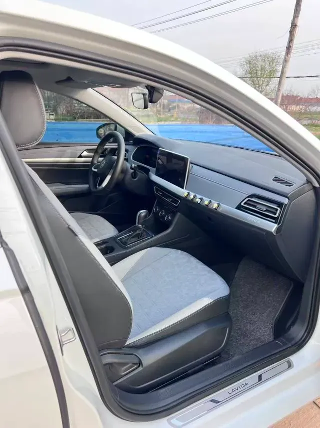 2023 Volkswagen Lavida 1.5L 113HP L4 6AT,autocango,china used car exporter,china ev exporter,chinese used car exporter,chinese used ev exporter