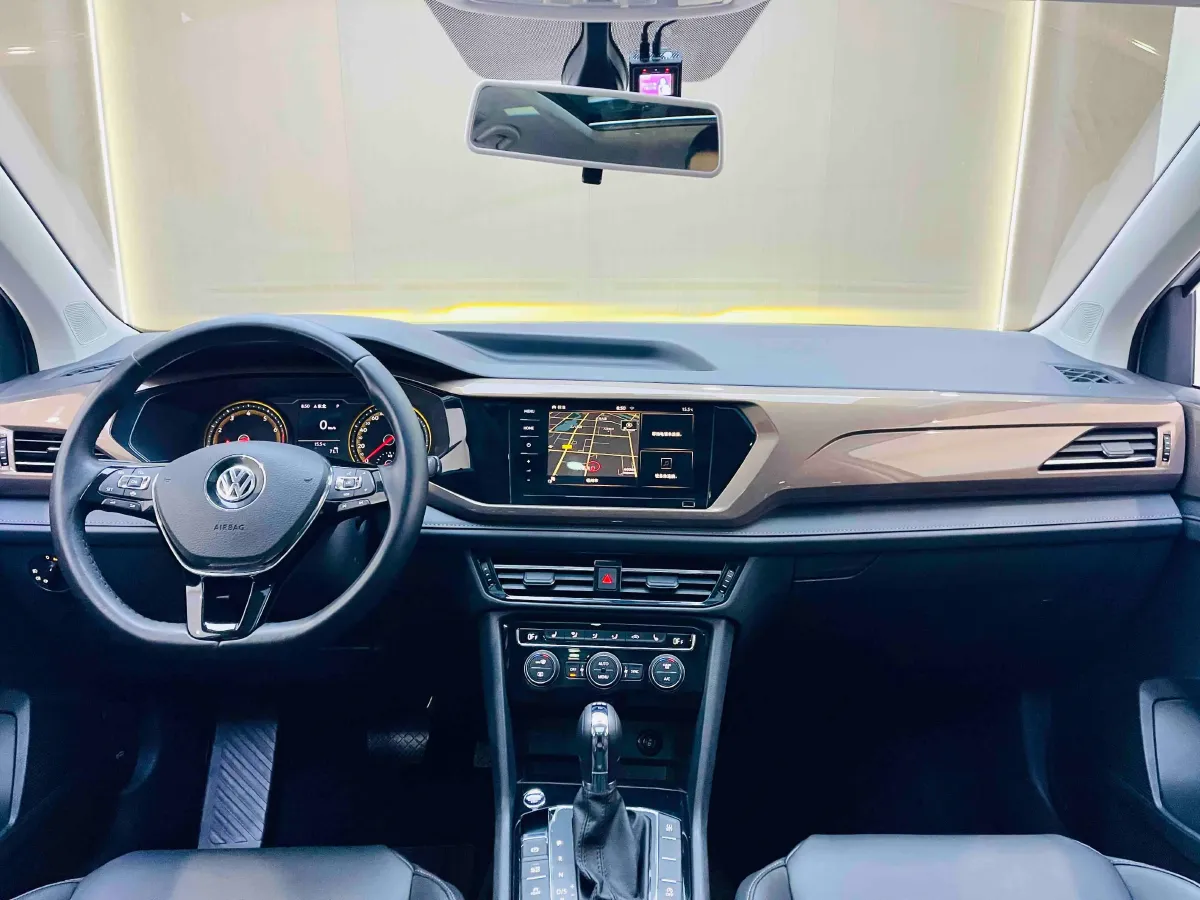 2020 Volkswagen Tharu 1.4T 150HP L4 7DCT,autocango,china used car exporter,china ev exporter,chinese used car exporter,chinese used ev exporter