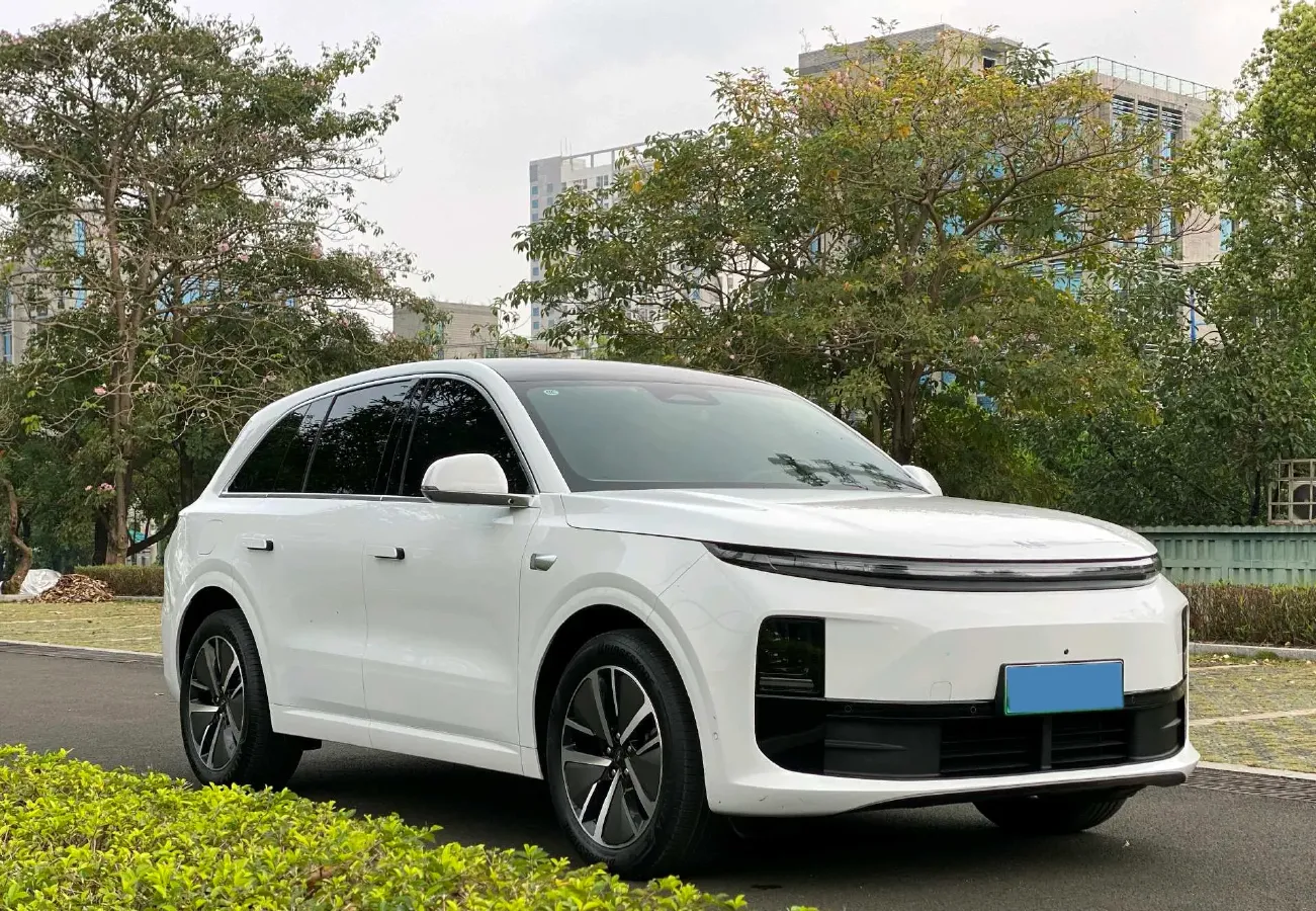 2024 Li L6 Range Extended 154HP L4 REEV 36.8KWH,autocango,china used car exporter,china ev exporter,chinese used car exporter,chinese used ev exporter