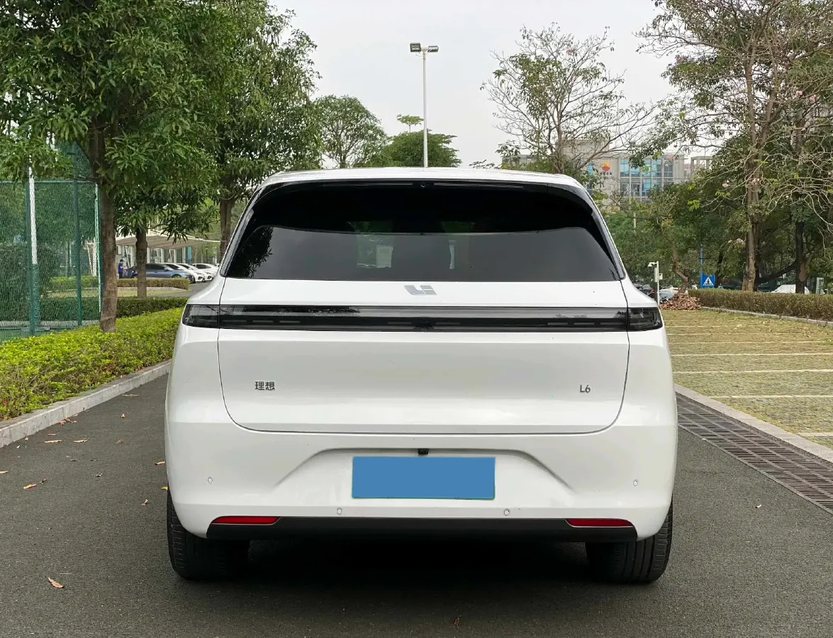 2024 Li L6 Range Extended 154HP L4 REEV 36.8KWH,autocango,china used car exporter,china ev exporter,chinese used car exporter,chinese used ev exporter