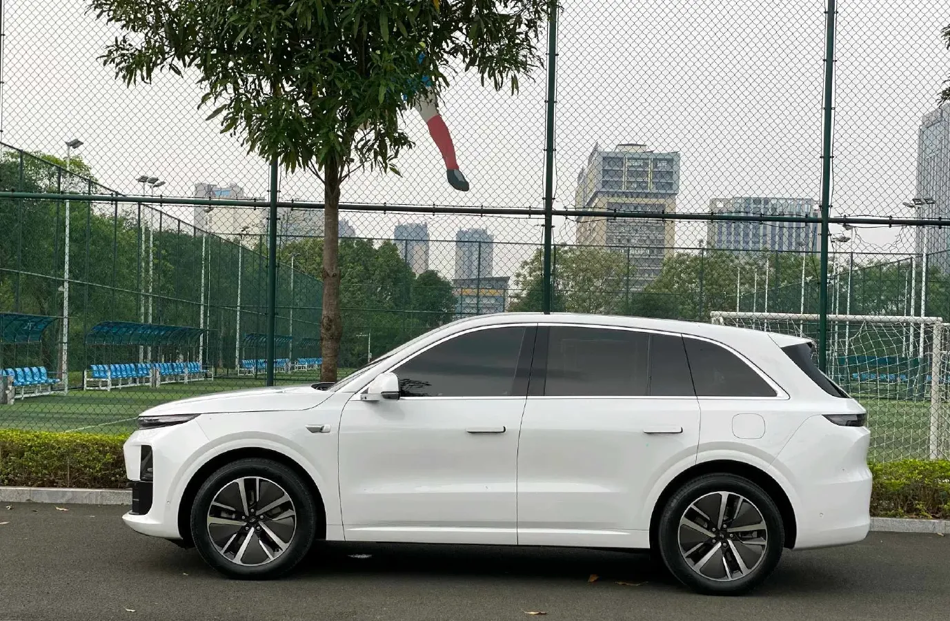 2024 Li L6 Range Extended 154HP L4 REEV 36.8KWH,autocango,china used car exporter,china ev exporter,chinese used car exporter,chinese used ev exporter