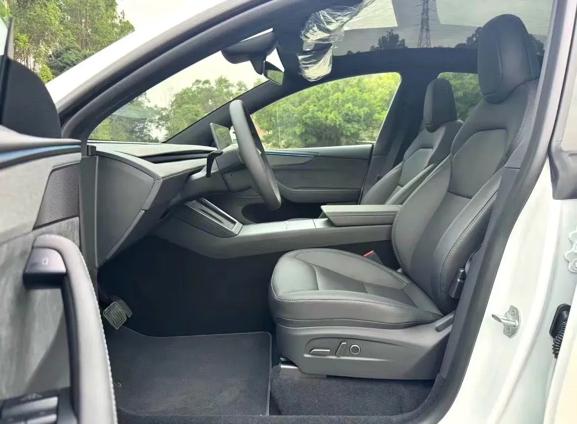 2026 Tesla Model Y BEV,autocango,china used car exporter,china ev exporter,chinese used car exporter,chinese used ev exporter