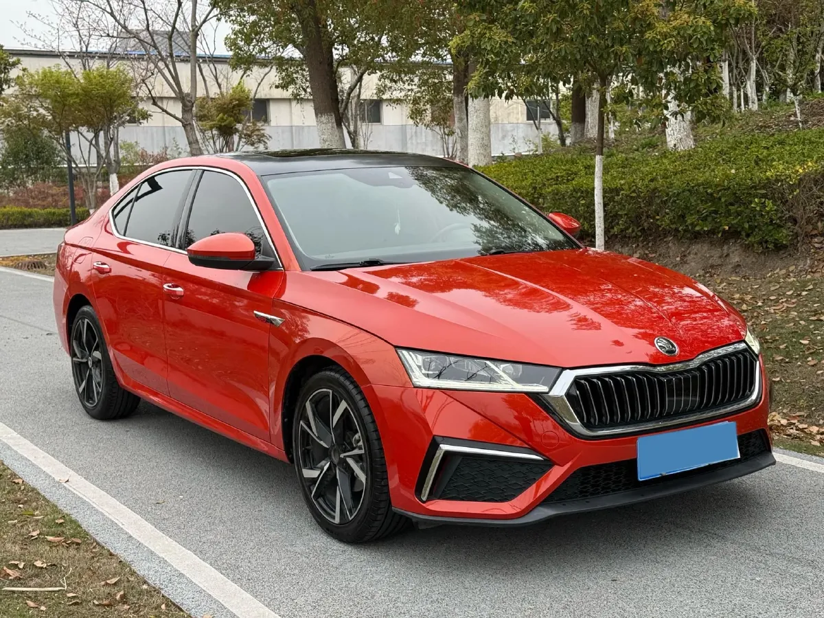 2021 Skoda Octavia 1.4T 150HP L4 7DCT,autocango,china used car exporter,china ev exporter,chinese used car exporter,chinese used ev exporter