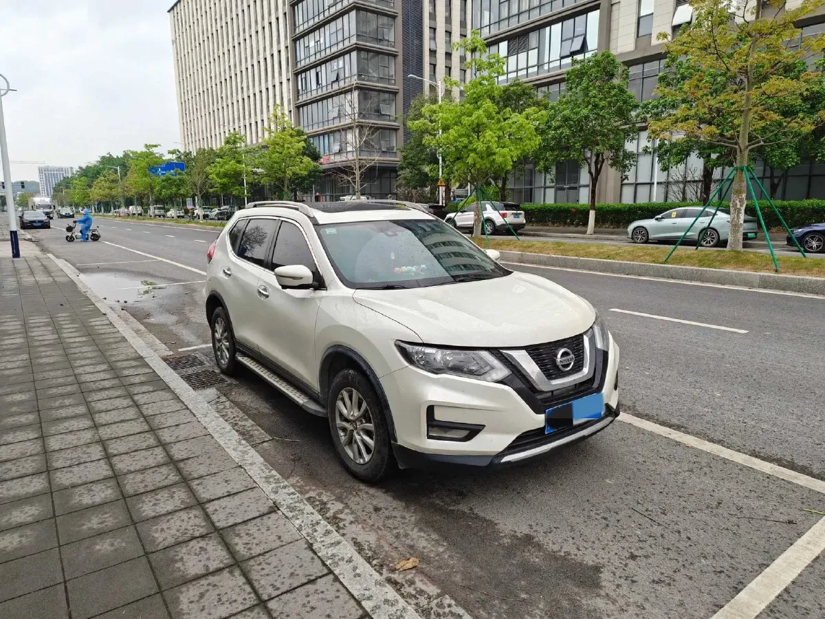 2021 Nissan X-Trail 2.0L 151HP L4 CVT,autocango,china used car exporter,china ev exporter,chinese used car exporter,chinese used ev exporter