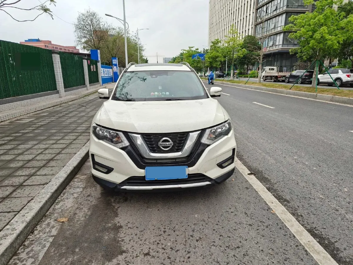 2021 Nissan X-Trail 2.0L 151HP L4 CVT,autocango,china used car exporter,china ev exporter,chinese used car exporter,chinese used ev exporter