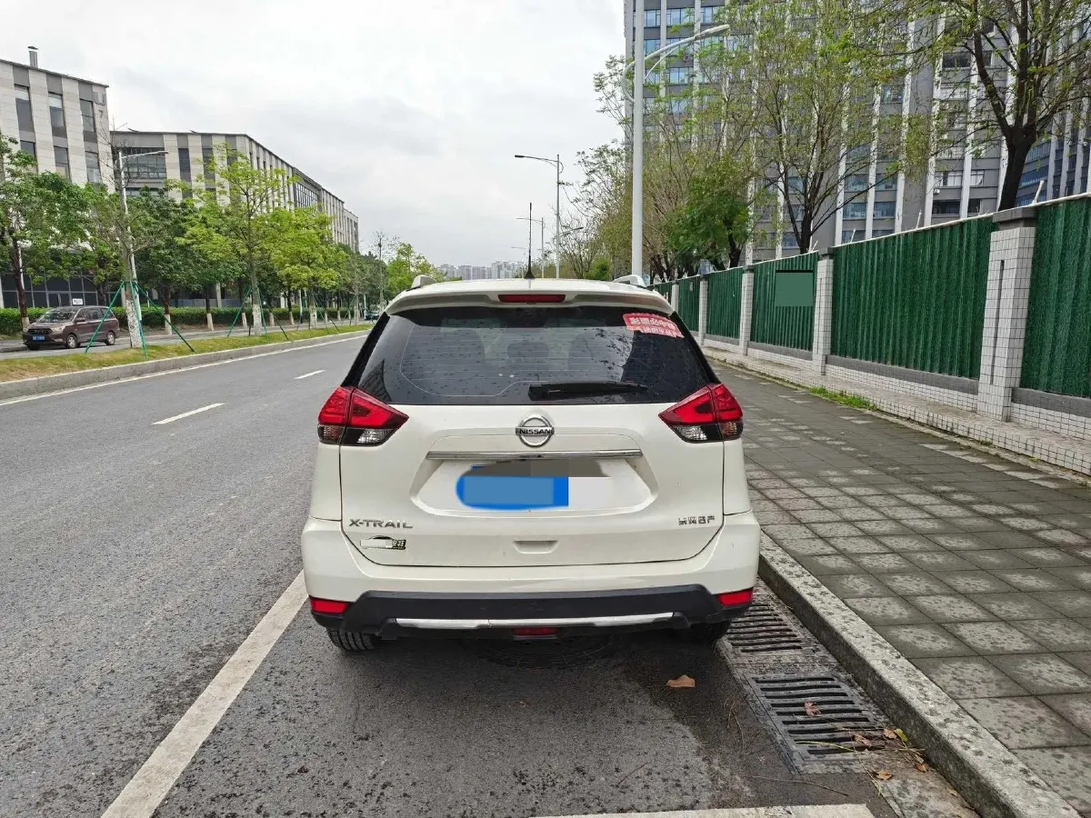 2021 Nissan X-Trail 2.0L 151HP L4 CVT,autocango,china used car exporter,china ev exporter,chinese used car exporter,chinese used ev exporter