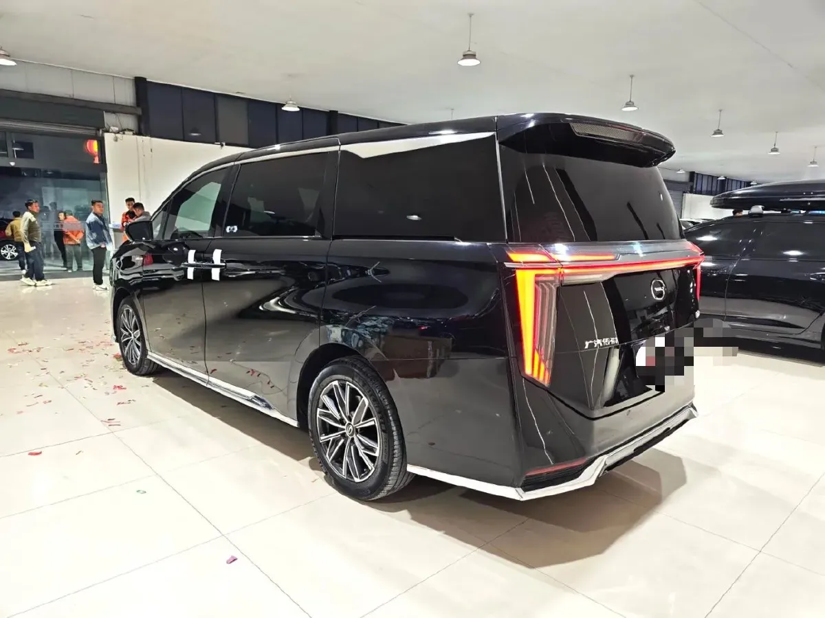 2023 GAC Trumpchi M8 2.0T 252HP L4 8AT,autocango,china used car exporter,china ev exporter,chinese used car exporter,chinese used ev exporter