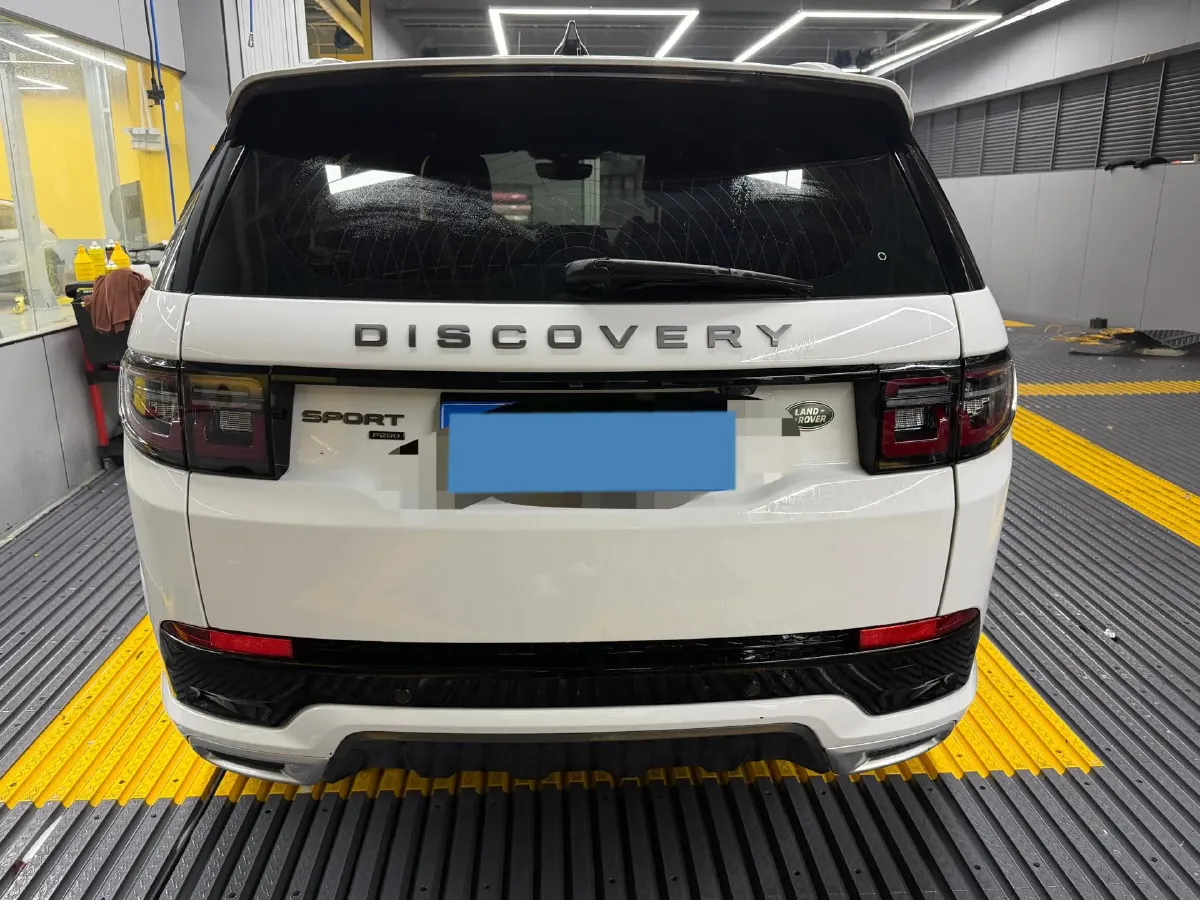 2022 Land Rover Discovery Sport 2.0T 249HP L4 9AT,autocango,china used car exporter,china ev exporter,chinese used car exporter,chinese used ev exporter