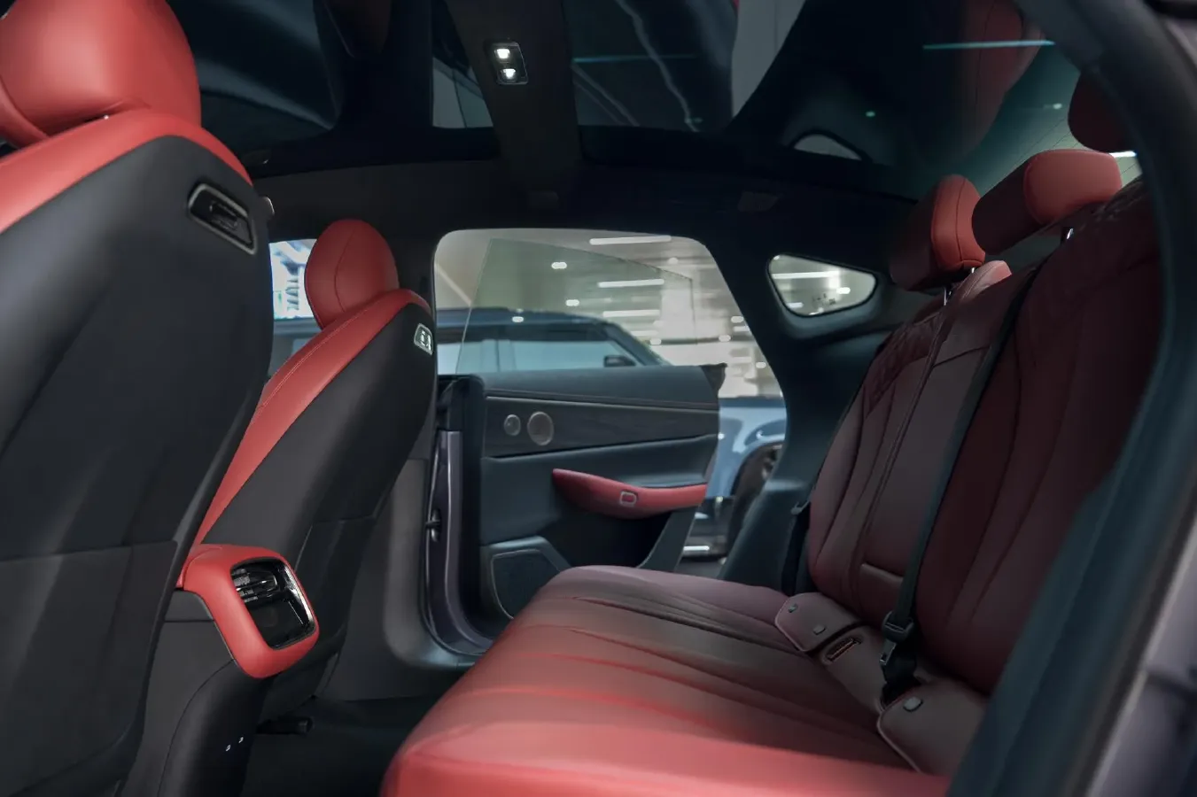 2025 Exceed Sterra ES REEV 156HP REEV 34.7KWH,autocango,china used car exporter,china ev exporter,chinese used car exporter,chinese used ev exporter