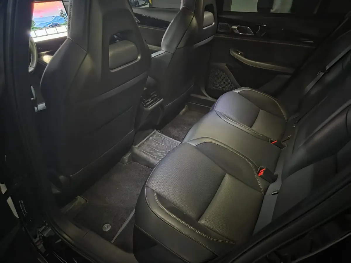 2025 LYNK&CO 03 2.0T 254HP L4 7DCT,autocango,china used car exporter,china ev exporter,chinese used car exporter,chinese used ev exporter