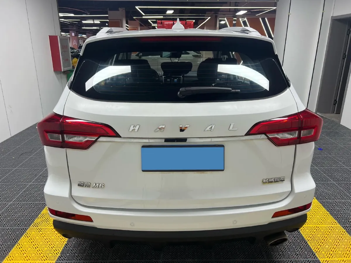 2018 Haval M6 1.5T 150HP L4 7DCT,autocango,china used car exporter,china ev exporter,chinese used car exporter,chinese used ev exporter