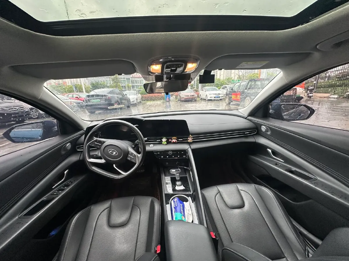 2021 Hyundai Elantra 1.5L 115HP L4 CVT,autocango,china used car exporter,china ev exporter,chinese used car exporter,chinese used ev exporter