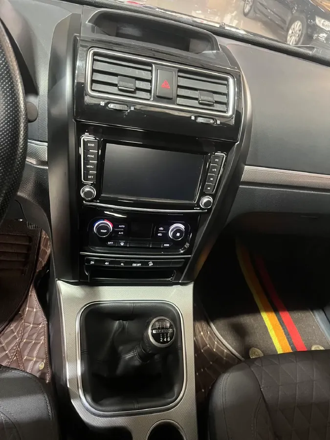 2018 Haval H5 Class 2.0T 190HP L4 6MT,autocango,china used car exporter,china ev exporter,chinese used car exporter,chinese used ev exporter