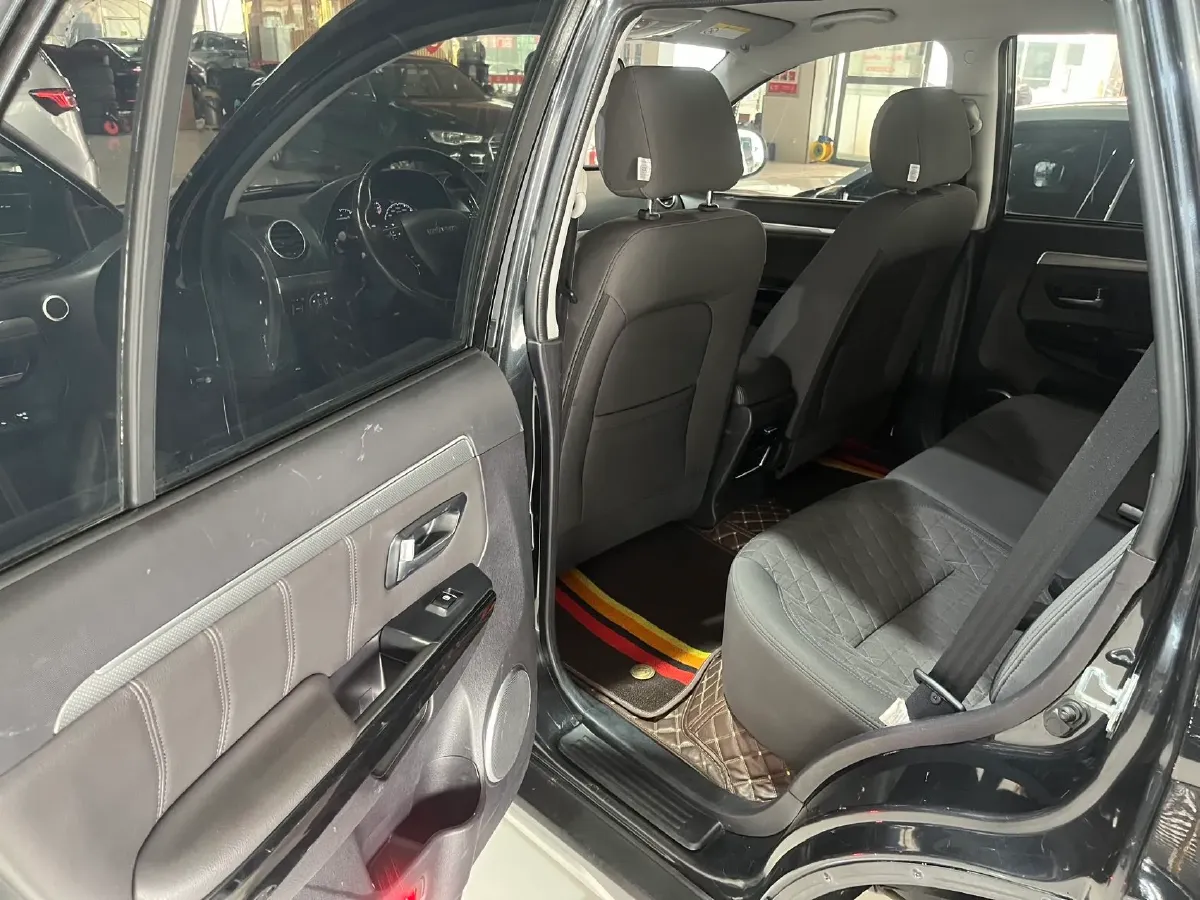 2018 Haval H5 Class 2.0T 190HP L4 6MT,autocango,china used car exporter,china ev exporter,chinese used car exporter,chinese used ev exporter