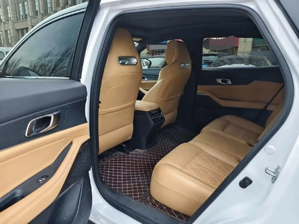 2021 ChangAn UNI-K 2.0T 233HP L4 8AT,autocango,china used car exporter,china ev exporter,chinese used car exporter,chinese used ev exporter