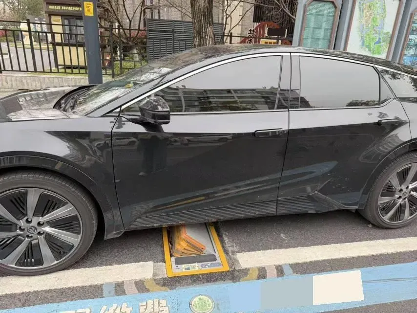 2025 Toyota bZ5 BEV,autocango,china used car exporter,china ev exporter,chinese used car exporter,chinese used ev exporter