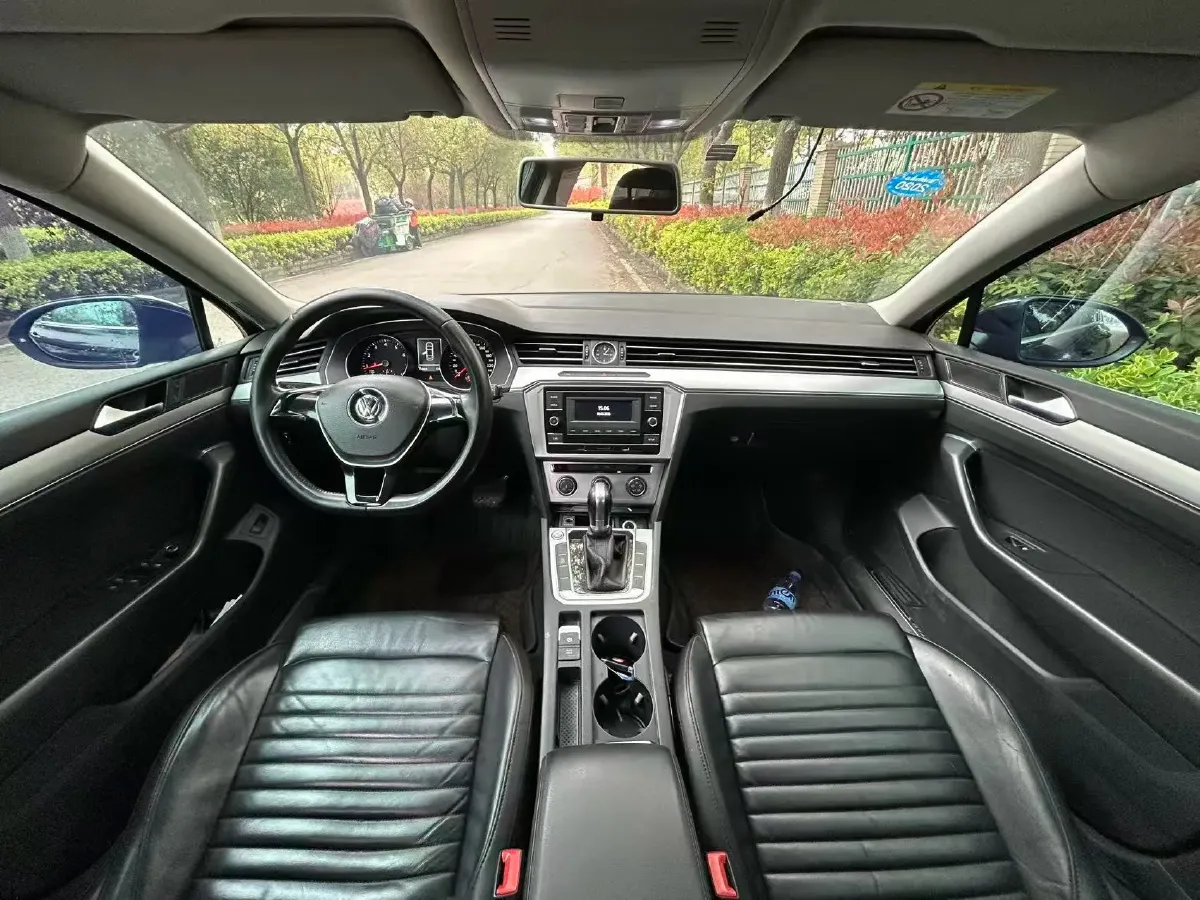 2018 Volkswagen Magotan 1.4T 150HP L4 7DCT,autocango,china used car exporter,china ev exporter,chinese used car exporter,chinese used ev exporter