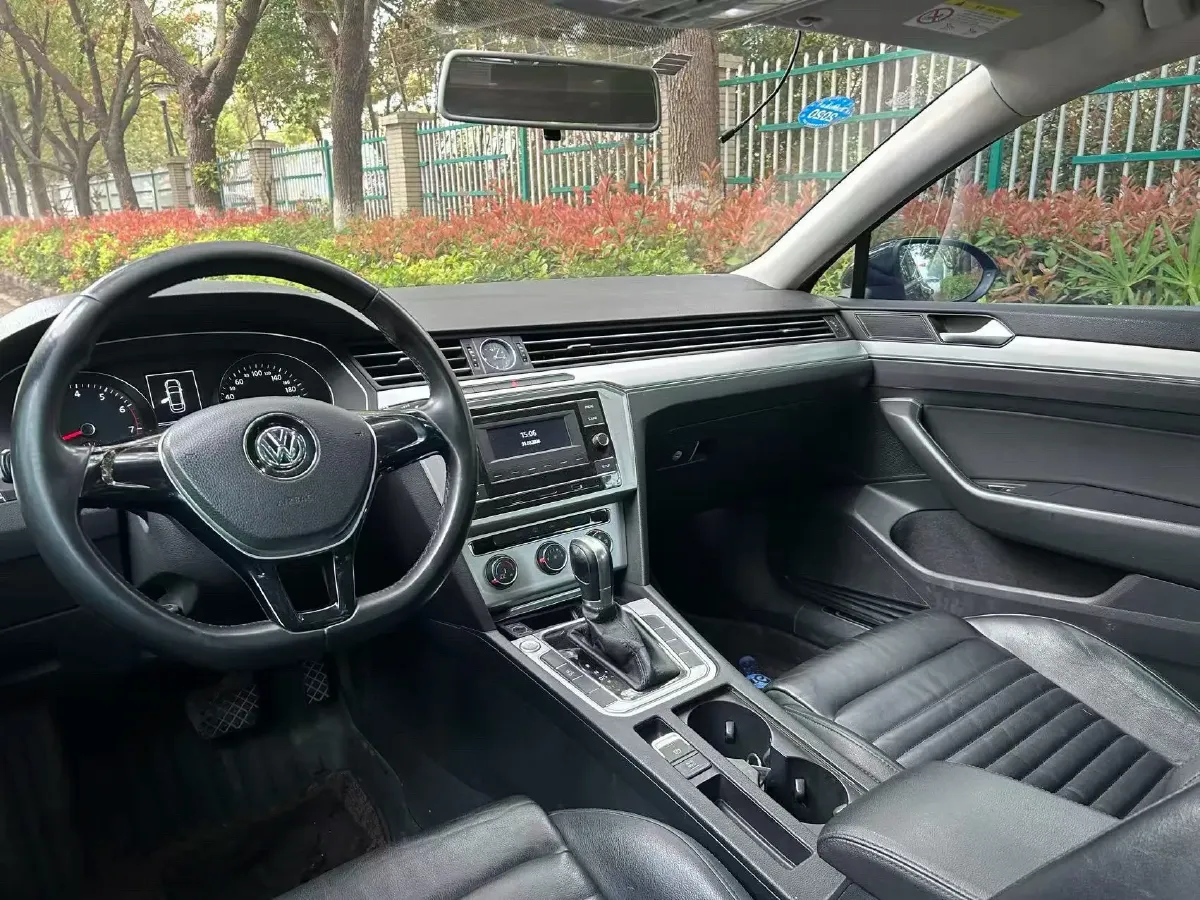 2018 Volkswagen Magotan 1.4T 150HP L4 7DCT,autocango,china used car exporter,china ev exporter,chinese used car exporter,chinese used ev exporter