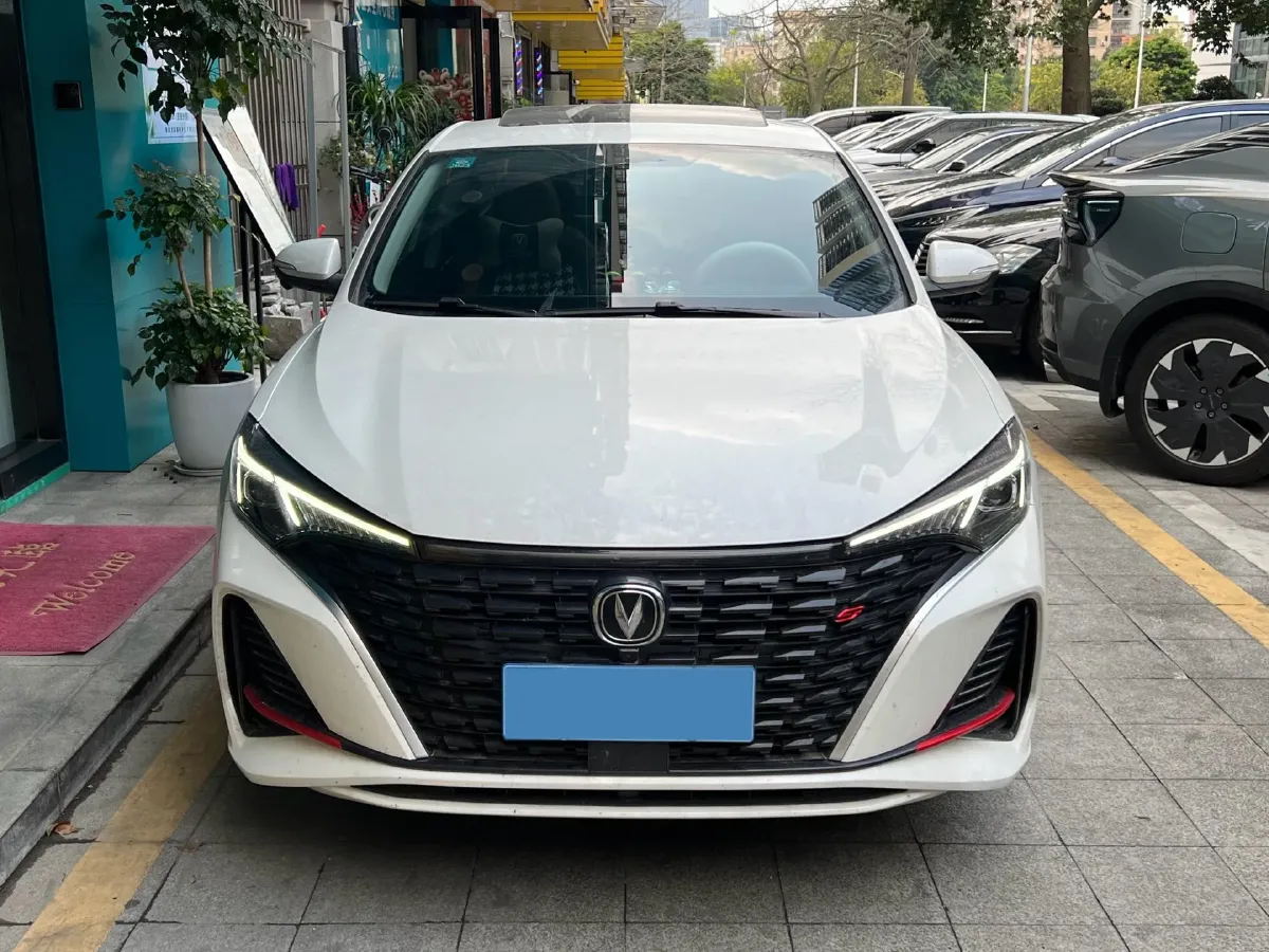 2022 ChangAn Eado 1.4T 160HP L4 7DCT,autocango,china used car exporter,china ev exporter,chinese used car exporter,chinese used ev exporter