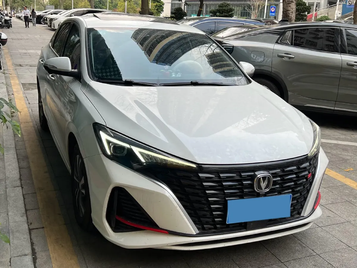 2022 ChangAn Eado 1.4T 160HP L4 7DCT,autocango,china used car exporter,china ev exporter,chinese used car exporter,chinese used ev exporter