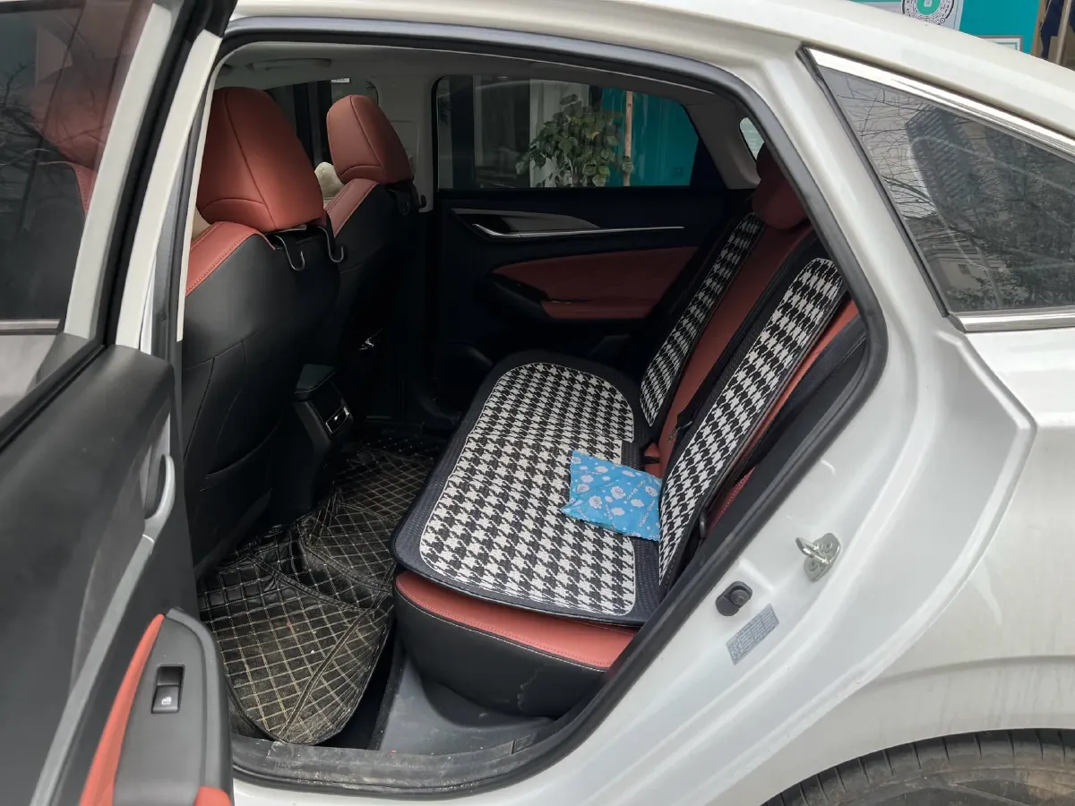 2022 ChangAn Eado 1.4T 160HP L4 7DCT,autocango,china used car exporter,china ev exporter,chinese used car exporter,chinese used ev exporter