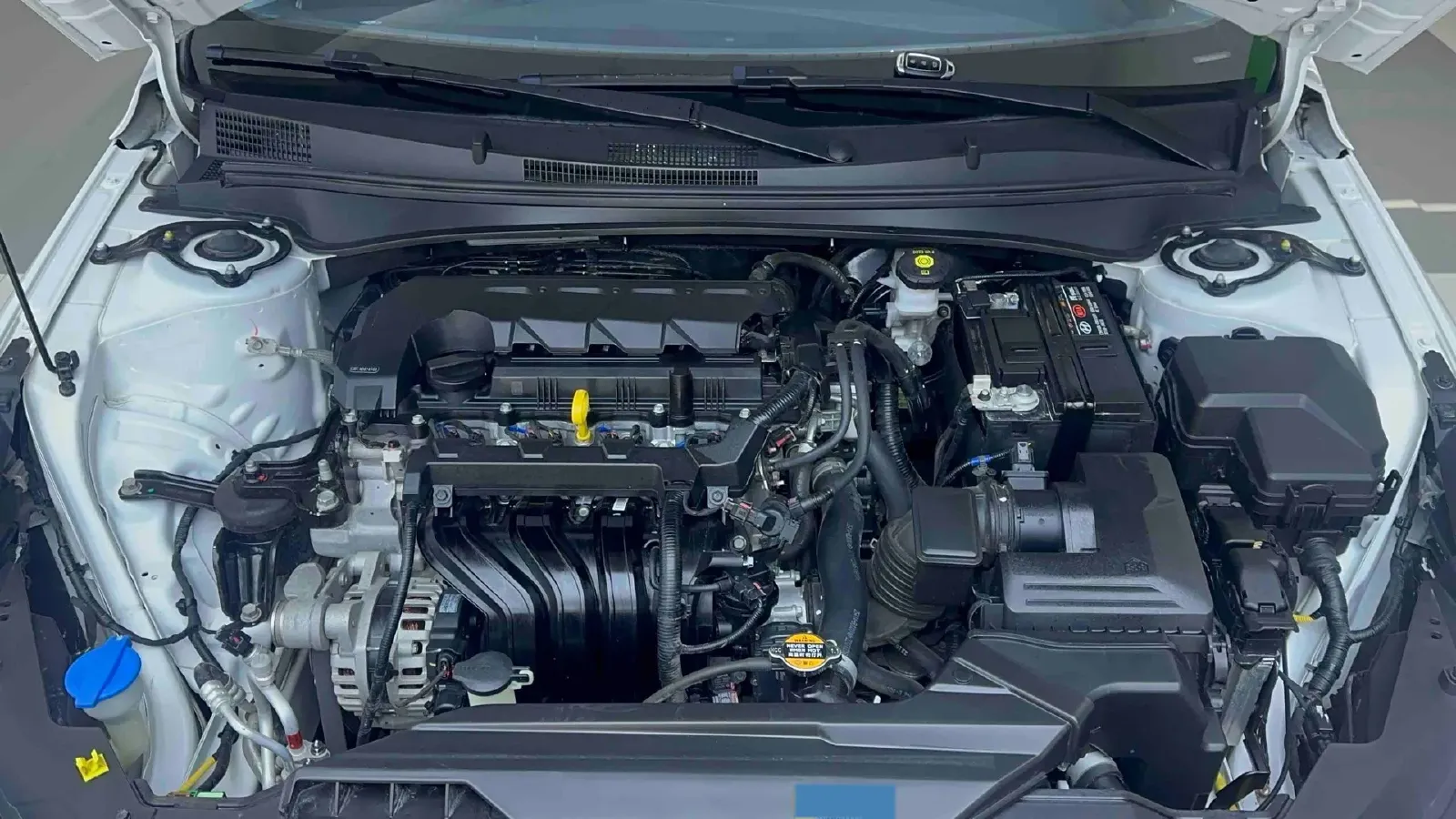 2022 Hyundai Elantra 1.5L 115HP L4 CVT,autocango,china used car exporter,china ev exporter,chinese used car exporter,chinese used ev exporter