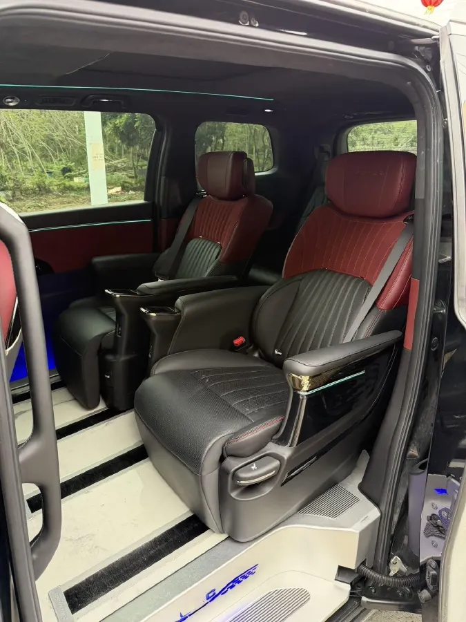 2024 GAC Trumpchi M8 2.0T 190HP L4 E-CVT Hybrid,autocango,china used car exporter,china ev exporter,chinese used car exporter,chinese used ev exporter