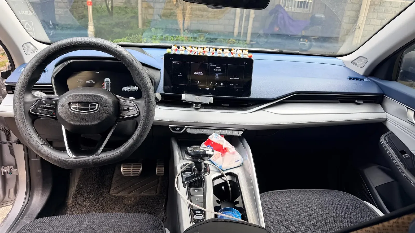 2021 Geely Preface 2.0T 190HP L4 7DCT,autocango,china used car exporter,china ev exporter,chinese used car exporter,chinese used ev exporter