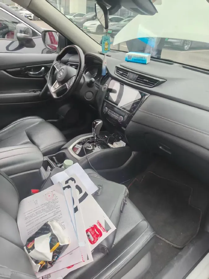 2021 Nissan X-Trail 2.0L 151HP L4 CVT,autocango,china used car exporter,china ev exporter,chinese used car exporter,chinese used ev exporter