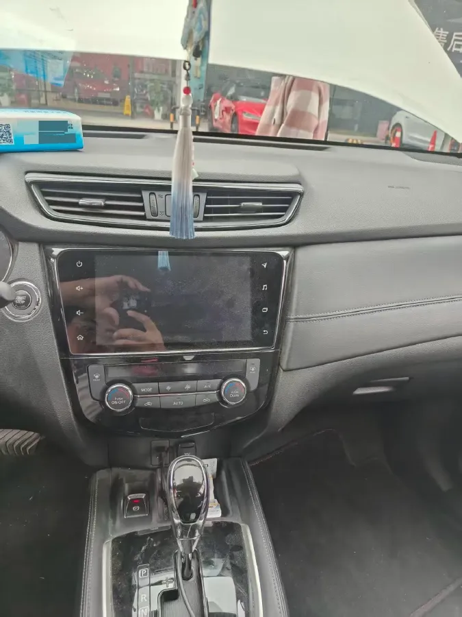 2021 Nissan X-Trail 2.0L 151HP L4 CVT,autocango,china used car exporter,china ev exporter,chinese used car exporter,chinese used ev exporter