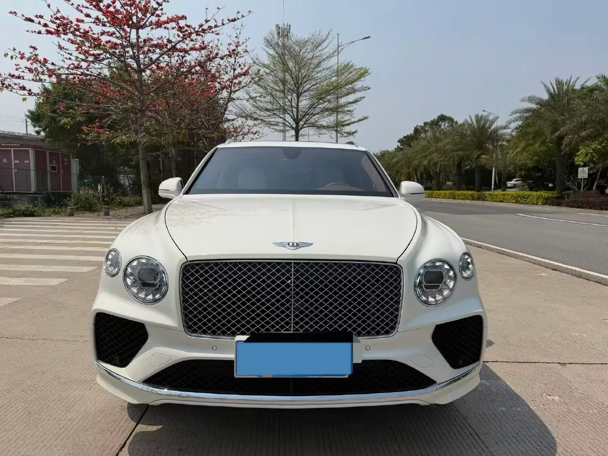 2022 Bentley Bentayga 4.0T 550HP V8 8AT,autocango,china used car exporter,china ev exporter,chinese used car exporter,chinese used ev exporter