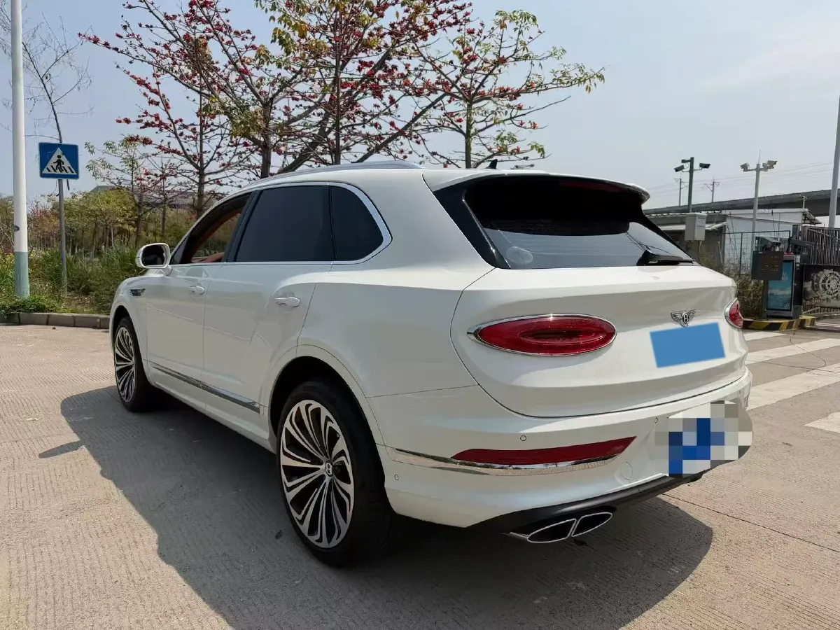 2022 Bentley Bentayga 4.0T 550HP V8 8AT,autocango,china used car exporter,china ev exporter,chinese used car exporter,chinese used ev exporter