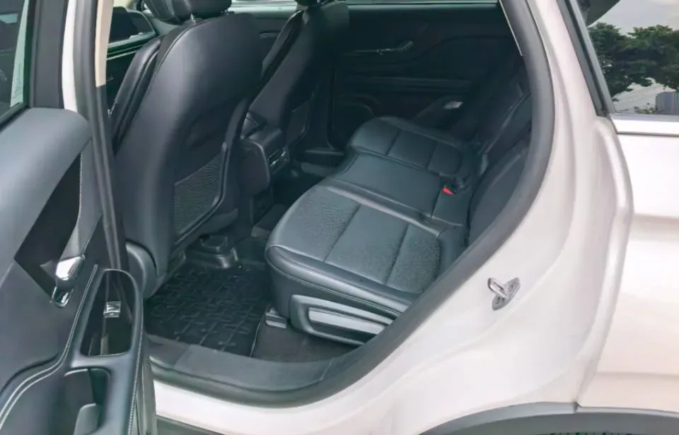 2024 Lincoln Corsair 2.0T 261HP L4 8AT,autocango,china used car exporter,china ev exporter,chinese used car exporter,chinese used ev exporter