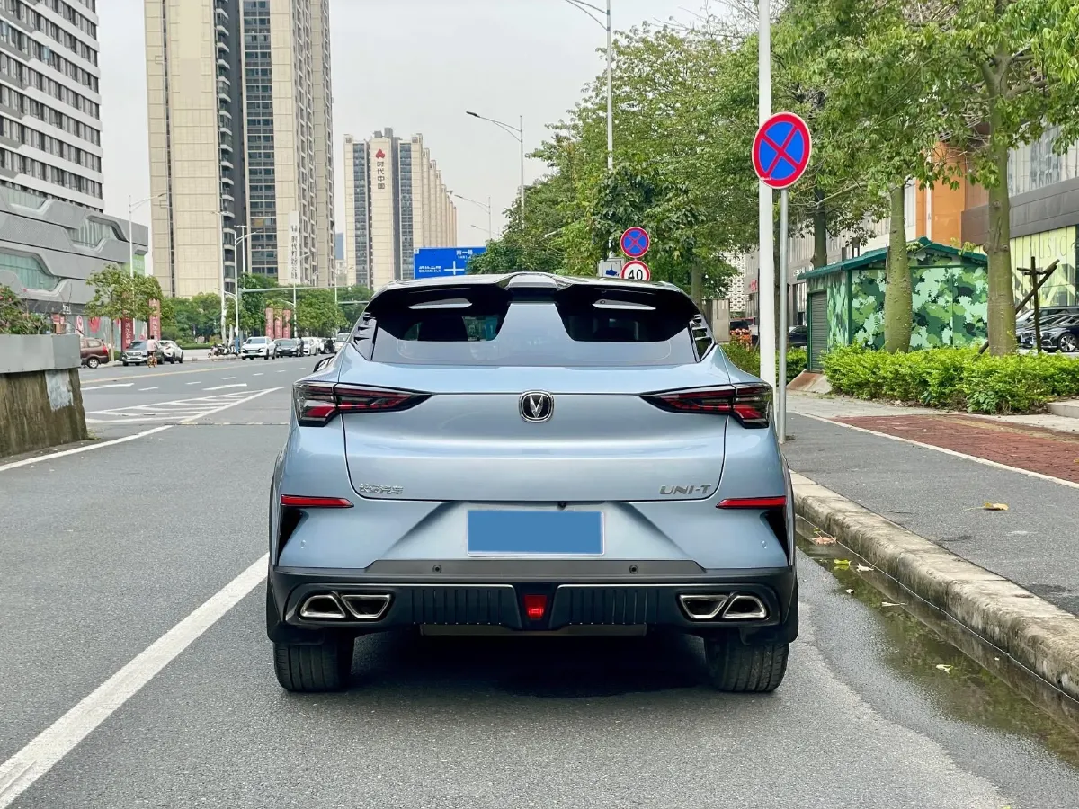 2022 ChangAn UNI-T 1.5T 188HP L4 7DCT,autocango,china used car exporter,china ev exporter,chinese used car exporter,chinese used ev exporter