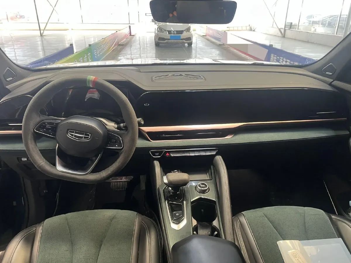 2021 Geely Monjaro 2.0T 238HP L4 8AT,autocango,china used car exporter,china ev exporter,chinese used car exporter,chinese used ev exporter