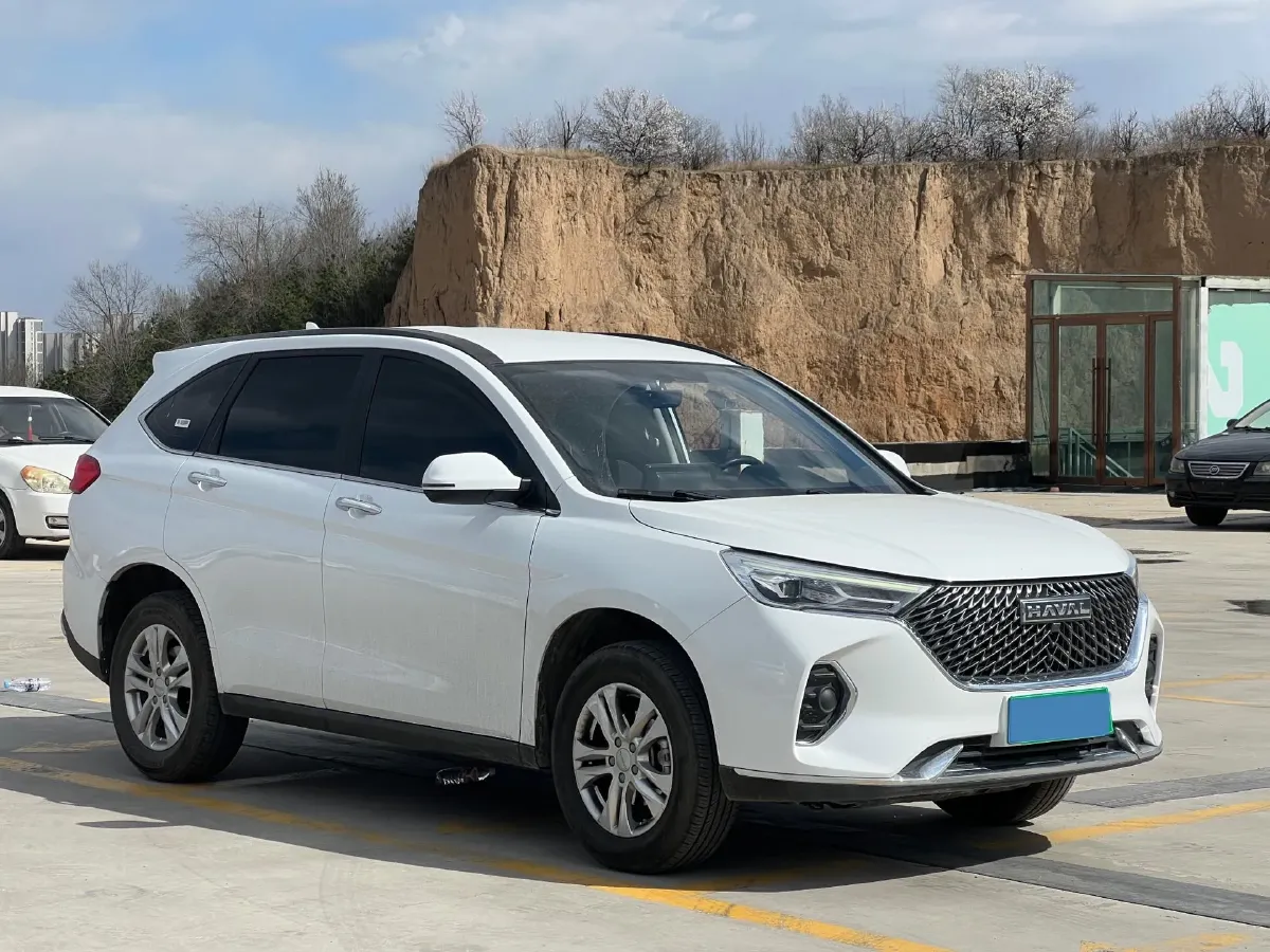 2023 Haval M6 1.5T 150HP L4 7DCT,autocango,china used car exporter,china ev exporter,chinese used car exporter,chinese used ev exporter