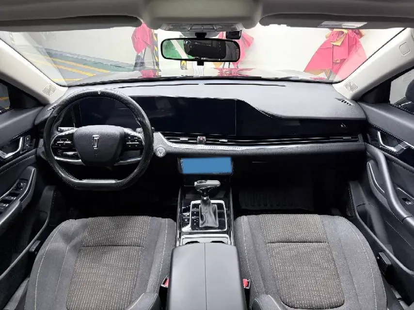 2022 Bestune B70 1.5T 169HP L4 7DCT,autocango,china used car exporter,china ev exporter,chinese used car exporter,chinese used ev exporter