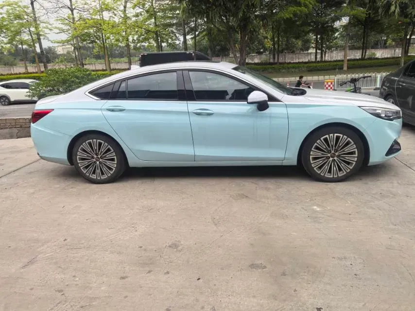 2022 HongQi H5 1.8T 197HP L4 6AT,autocango,china used car exporter,china ev exporter,chinese used car exporter,chinese used ev exporter