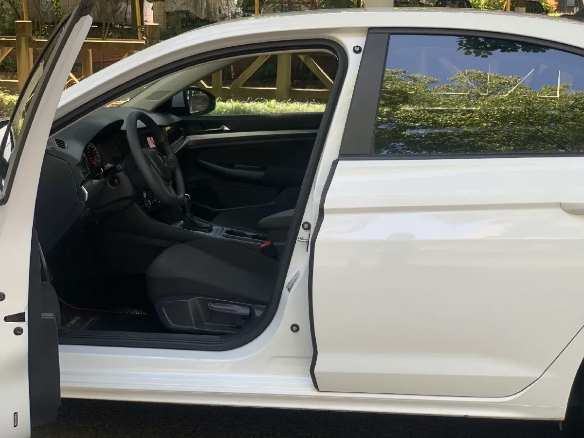 2020 Volkswagen Bora 1.5L 113HP L4 6AT,autocango,china used car exporter,china ev exporter,chinese used car exporter,chinese used ev exporter