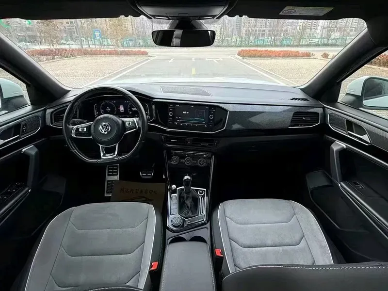 2021 Volkswagen Tayron 2.0T 220HP L4 7DCT,autocango,china used car exporter,china ev exporter,chinese used car exporter,chinese used ev exporter