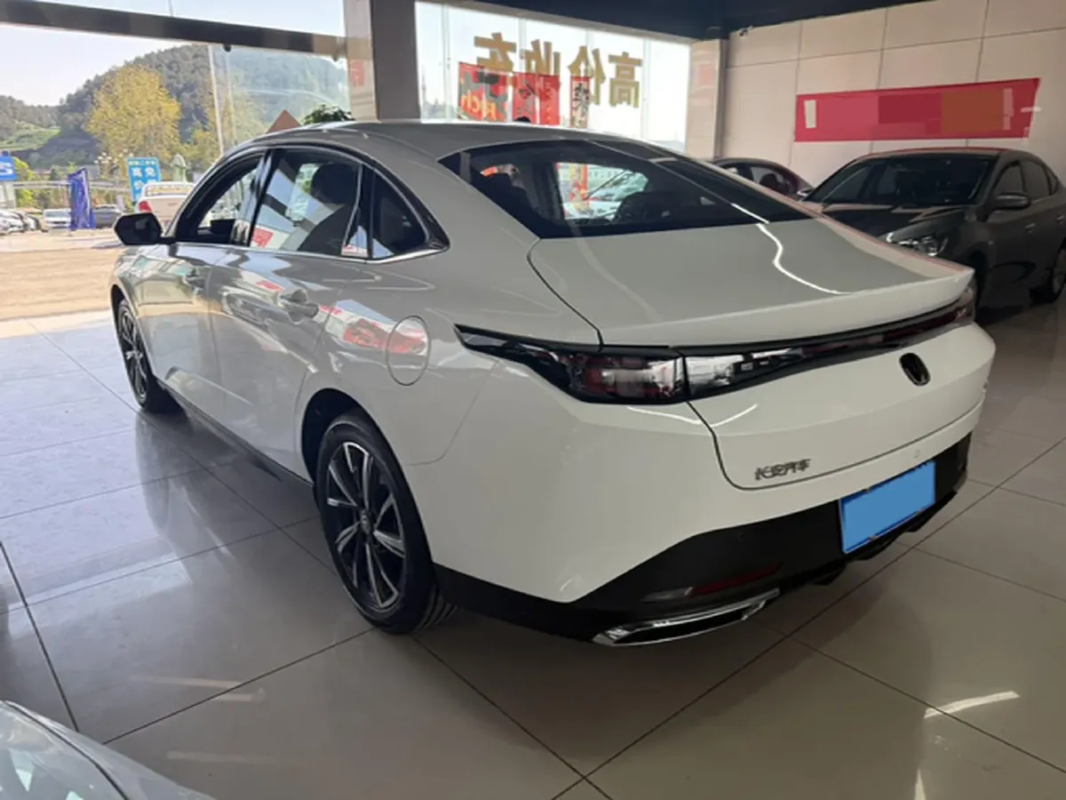 2025 ChangAn Eado 1.5T 192HP L4 7DCT,autocango,china used car exporter,china ev exporter,chinese used car exporter,chinese used ev exporter