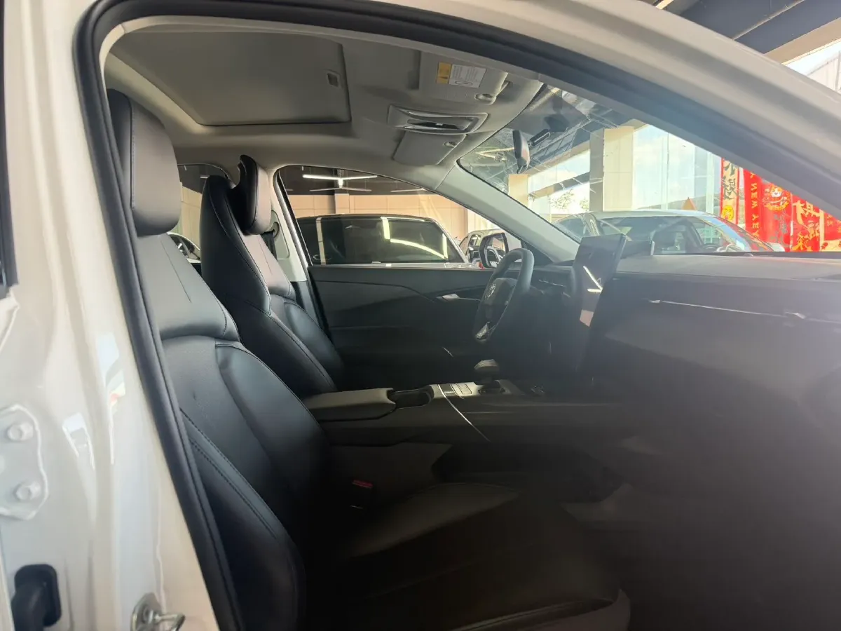 2025 ChangAn Eado 1.5T 192HP L4 7DCT,autocango,china used car exporter,china ev exporter,chinese used car exporter,chinese used ev exporter